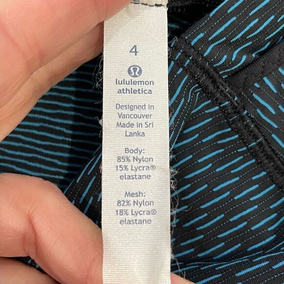 Lululemon Cropped Pocket Mesh Leggings - Picture 3 of 3